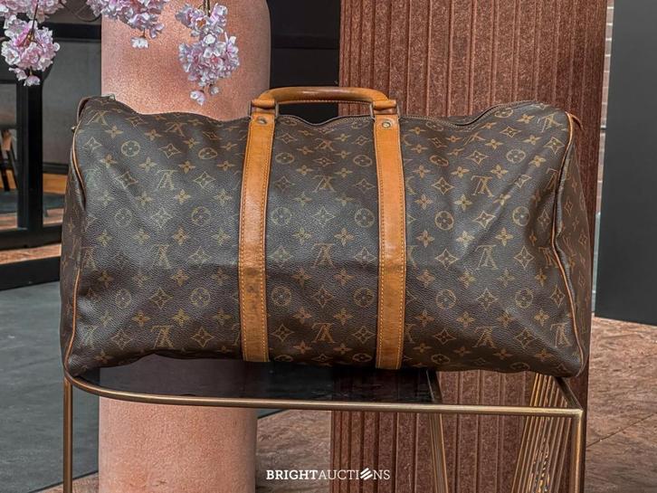NO RESERVE: Louis Vuitton Keepall 50 Monogram Canvas, Handtassen en Accessoires, Tassen | Damestassen, Gebruikt, Handtas, Overige kleuren