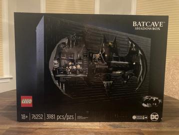 Lego batcave shadowbox sealed 76252 beschikbaar voor biedingen