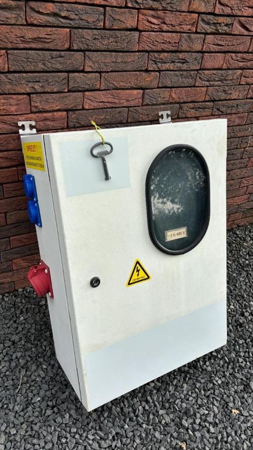 Werfkast (3x400V+N of 3x220V), Doe-het-zelf en Bouw, Elektriciteit en Kabels, Zo goed als nieuw, Overige typen, Ophalen