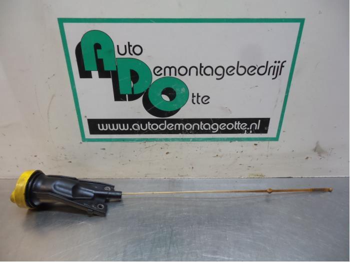 Olie Peilstok van een Renault Megane (Megane 09-), Auto-onderdelen, Motor en Toebehoren, Renault, Gebruikt, 3 maanden garantie