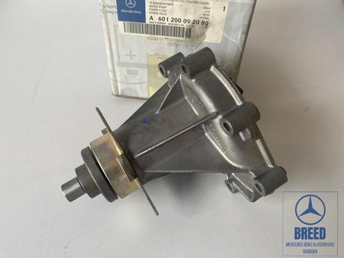 NOS waterpomp voor Mercedes-Benz W124 W201 OM601, Auto-onderdelen, Motor en Toebehoren, Mercedes-Benz, Nieuw, Ophalen of Verzenden