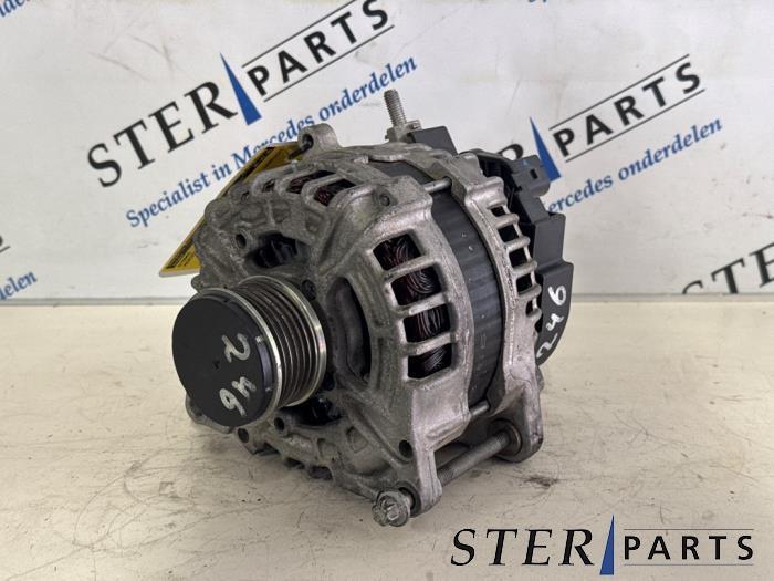 Dynamo d'un Mercedes B-Klasse, Autos : Pièces & Accessoires, Moteurs & Accessoires, Mercedes-Benz, Utilisé, 3 mois de garantie