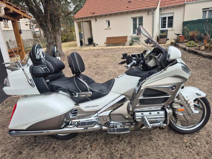 Goldwing 1800, Motos, Motos | Honda, Particulier, Tourisme, ABS, Transmission par cardan, Régulateur de vitesse, Amortisseurs réglables électroniquement