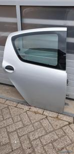 Portier RA Aygo Toyota rechts achter 67113-0H010 KTB passagi, Auto-onderdelen, Info@fabrikant.eu, Achter, Toyota, Fabrikant BV