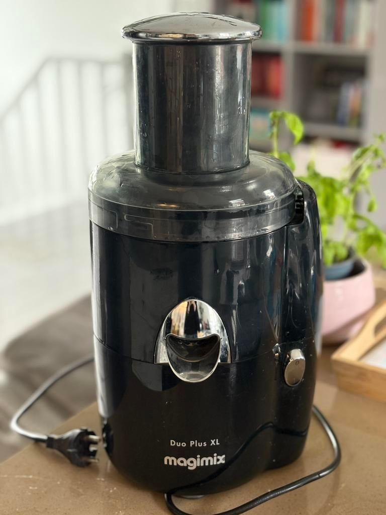 Magimix extracteur de jus et centrifugeuse, Elektronische apparatuur, Juicers, Zo goed als nieuw, Sapcentrifuge, Ophalen