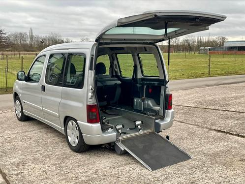 ♿️Citroën Berlingo 1.4benzine Rolstoelwagen Invalide TPMR, Auto's, Citroën, Bedrijf, Te koop, Berlingo, Aangepast voor mindervaliden