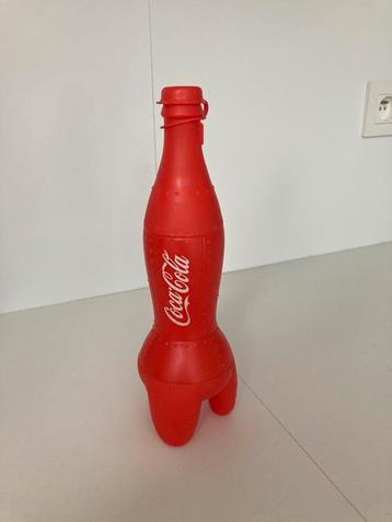 Coca Cola gourde fusée Tintin beschikbaar voor biedingen