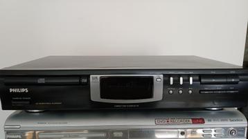 Zeer mooie Philips CD713 muziek-cd-speler beschikbaar voor biedingen