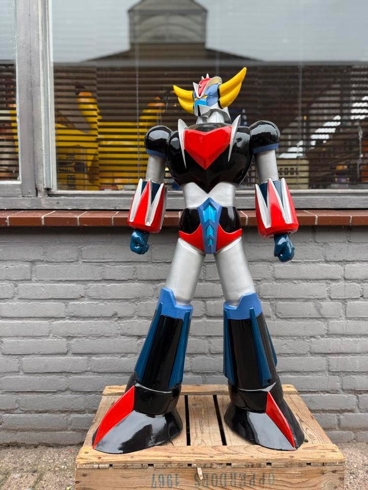 Statue de robot Goldorak, Collections, Statues & Figurines, Comme neuf, Fantasy, Enlèvement