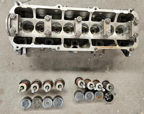 cilinderkop coulasse 1.6 golf2 benzine, Auto-onderdelen, Motor en Toebehoren, Volkswagen, Gebruikt, Ophalen