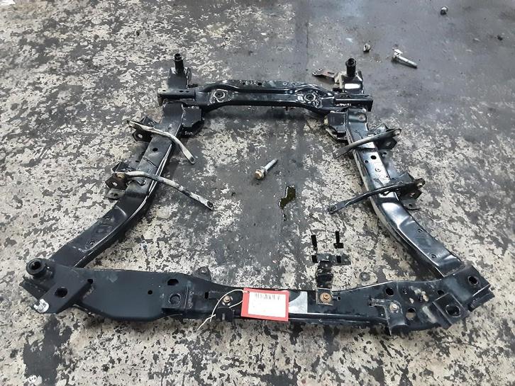 SUPPORT MOTEUR Dacia Duster (SR) (01-2017/03-2024), Autos : Pièces & Accessoires, Suspension & Châssis, Dacia, Utilisé