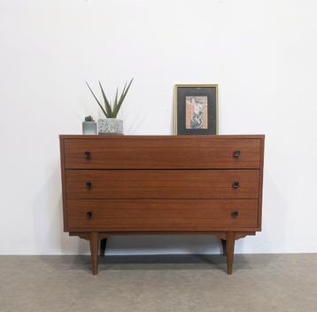 MDK vintage dressoir.  beschikbaar voor biedingen