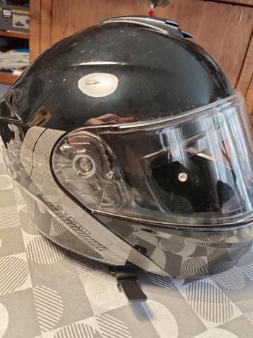 Motohelm zwart M57-58 beschikbaar voor biedingen