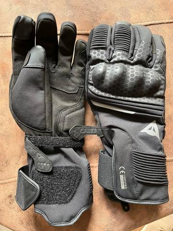 Dainese winter motorhandschoenen beschikbaar voor biedingen