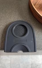 Tamper matje Tiamo, Ophalen