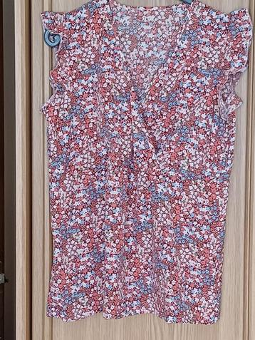 Damesblouse met V hals Maat 46/48 beschikbaar voor biedingen