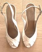 Witte hakschoenen van Tamaris, Kleding | Dames, Schoenen, Tamaris, Wit, Ophalen of Verzenden, Schoenen met hoge hakken