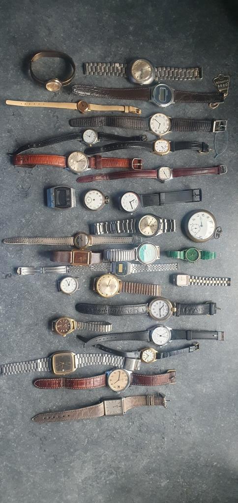 Lot de 29 montres Seiko, Rodania, Richard, Vuillemin Regnier, Handtassen en Accessoires, Horloges | Antiek, Seiko, Ophalen of Verzenden