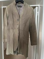 Jas in suede, daim. Merk Gerry Weber, beige. Maat 38/40, Vêtements | Femmes, Enlèvement, Taille 38/40 (M), Beige