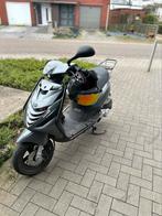 Piaggio zip 4t e5, Fietsen en Brommers, Ophalen, Zo goed als nieuw, Zip