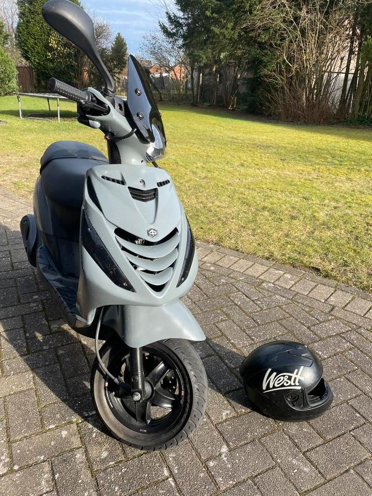 Piaggio zip 50cc, Vélos & Vélomoteurs, Scooters | Piaggio, Comme neuf, Zip, Classe A (25 km/h), Enlèvement ou Envoi