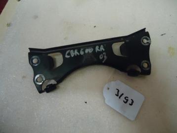 CBR600RR 2005 - 2006 Honda Beugel Beugel tank D1-11775 beschikbaar voor biedingen