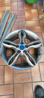 De aluminium velg van Ford stond op een c max uit 2016, Ophalen, Ford