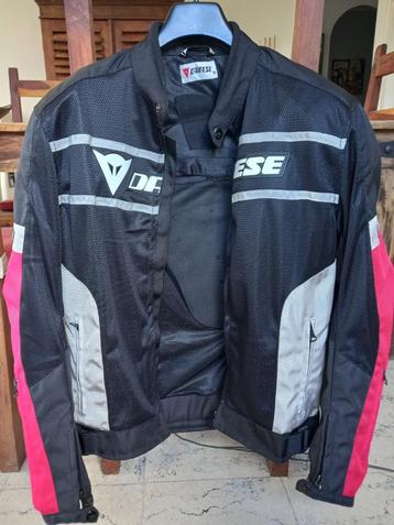 Dainese textile full aéré été full protections CE.État neuf beschikbaar voor biedingen