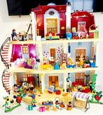 Playmobil grande maison dollhouse complète, Enfants & Bébés, Jouets | Playmobil, Comme neuf, Enlèvement