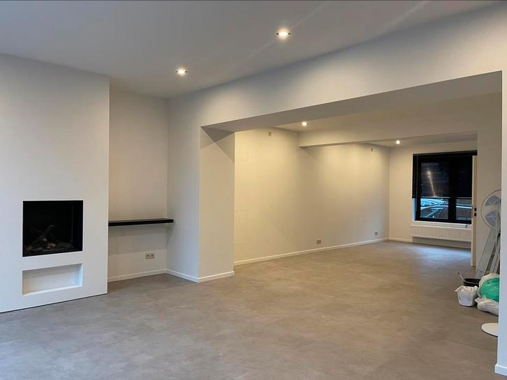 SCHILDERWERKEN, Diensten en Vakmensen, Schilders en Behangers, Behangen, Binnenschilderwerk, Buitenschilderwerk, Decoratieschilderwerk