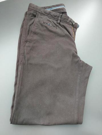 Pantalon Zilton marron foncé