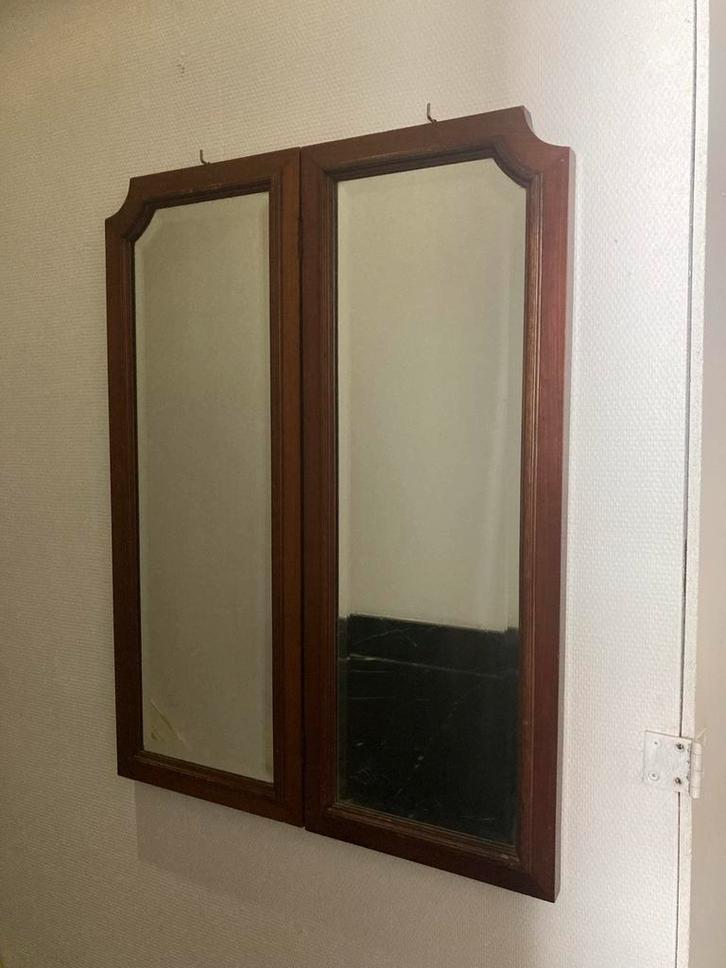 Antieke dubbele spiegel in massief houten kader., Huis en Inrichting, Woonaccessoires | Spiegels, Zo goed als nieuw, Minder dan 50 cm