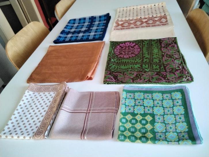 Lot foulard/pochette/écharpe vintage femmes & hommes, Vêtements | Femmes, Bonnets, Écharpes & Gants, Porté, Écharpe, Enlèvement ou Envoi