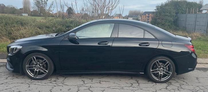 MERCEDES CLA AMG, Auto's, Mercedes-Benz, Particulier, CLA, Benzine, Euro 6, Coupé, 5 deurs, Automaat, Zwart, Zwart, Leder en Alcantara