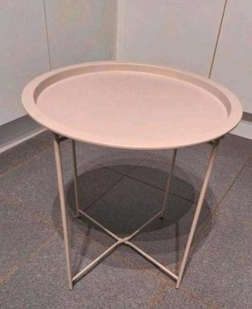 Nieuw Bijzettafeltje jysk
Beige zandkleur
Nog niet gebruikt
 beschikbaar voor biedingen