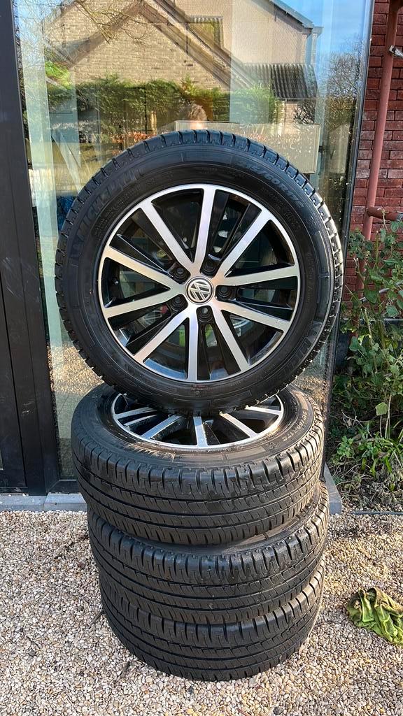VwT6 Transporter/Caravelle Banden plus velgen, Auto-onderdelen, Banden en Velgen, Band(en), Zomerbanden, 17 inch, Ophalen