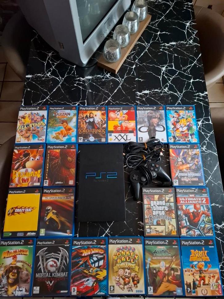 Sony PlayStation 2-console + 19 games + controller enz., Games en Spelcomputers, Games | Sony PlayStation 2, Zo goed als nieuw