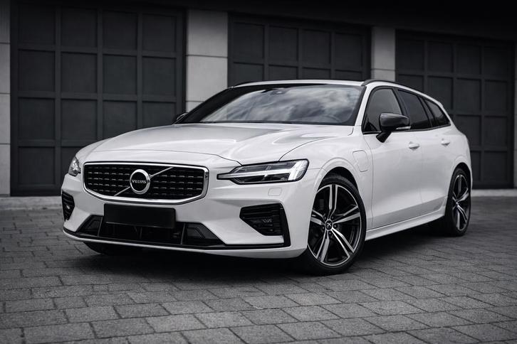 Volvo V60 T8 R de 392 ch, Autos, Volvo, Particulier, V60, 4x4, ABS, Caméra de recul, Phares directionnels, Airbags, Air conditionné