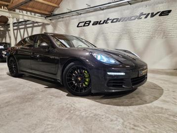 Prachtige Porsche Panamera S Hybride