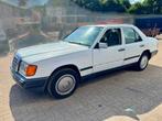 1987 Mercedes Sedan 124-serie classic - originele staat- Fra, Auto's, Gebruikt, Overige modellen, Overige brandstoffen, Bedrijf