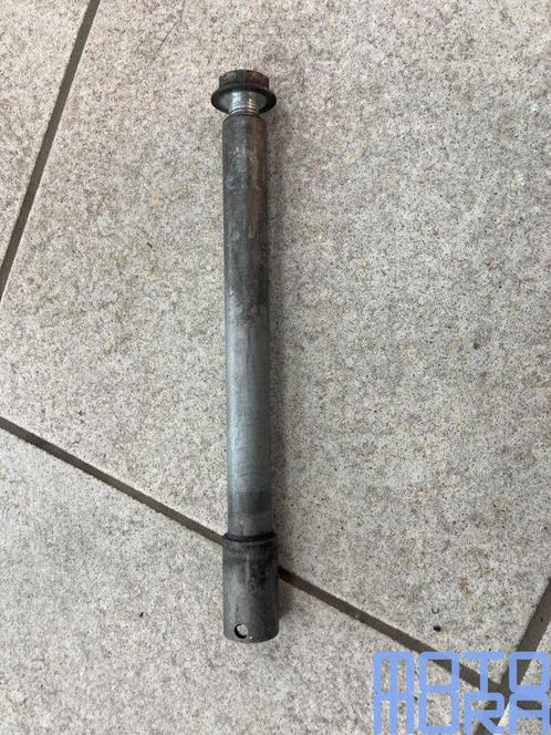 Vooras Honda CBR600RR 2007 - 2008 PC40 voorwielas CBR 600RR, Motoren, Onderdelen | Honda, Gebruikt, Ophalen of Verzenden