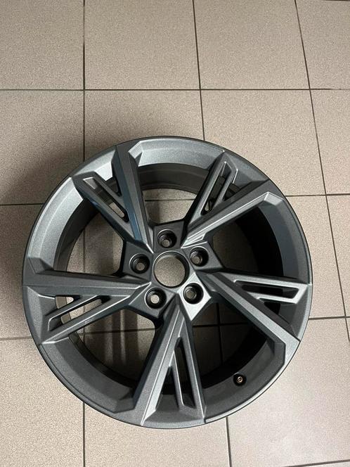 Originele Audi S3 velgenset (18 inch), Auto-onderdelen, Banden en Velgen, Velg(en), All Season, 18 inch, Personenwagen, Gebruikt