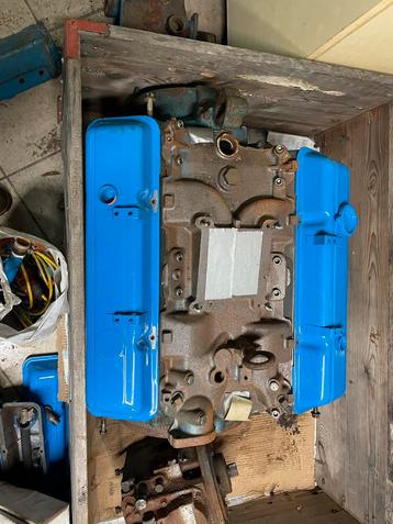 V8 350ci gereviseerd  beschikbaar voor biedingen