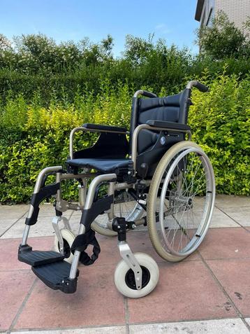 Vermeiren V 200 opvouwbare rolstoel nieuwstaat  beschikbaar voor biedingen