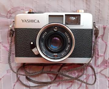Vintage camera Yashica 35-ME beschikbaar voor biedingen