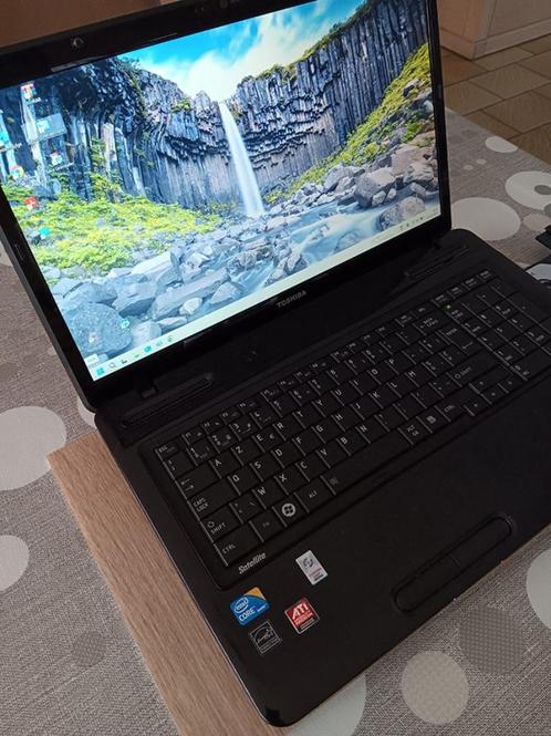 LAPTOP WINDOWS 11, Computers en Software, Windows Laptops, Zo goed als nieuw, 17 inch of meer, SSD, 2 tot 3 Ghz, 8 GB, Azerty