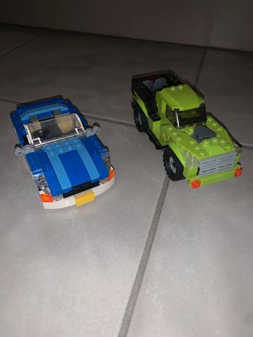 Lego auto’s en helikopter