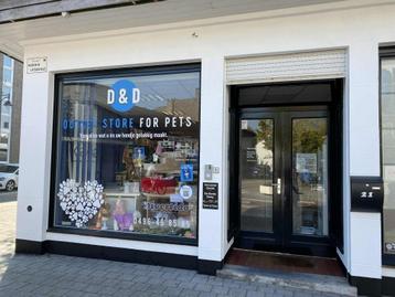Op zoek naar leuke kleding / artikelen voor uw hondje ? beschikbaar voor biedingen