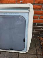 Caravan vensters, Ophalen