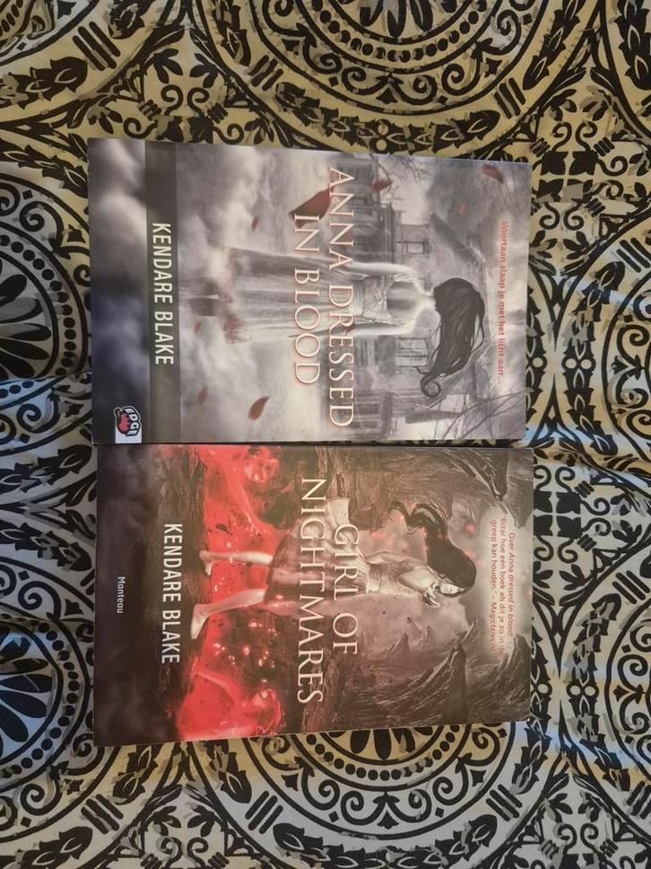 Kendare Blake - Anna dressed in blood, Boeken, Kinderboeken | Jeugd | 13 jaar en ouder, Ophalen of Verzenden